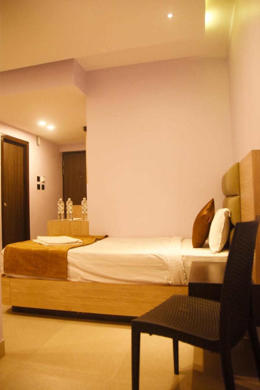 Hotel Om International Gokarna  Exterior photo