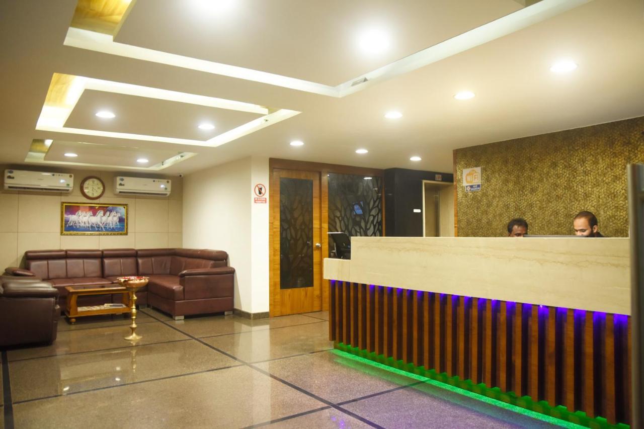 Hotel Om International Gokarna  Exterior photo
